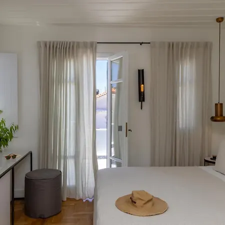 Elayio Old Town 3* Tínos