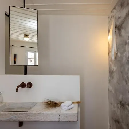 Elayio Old Town Aparthotel