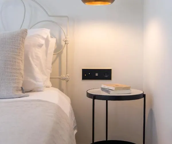 Elayio Old Town 3* Tínos